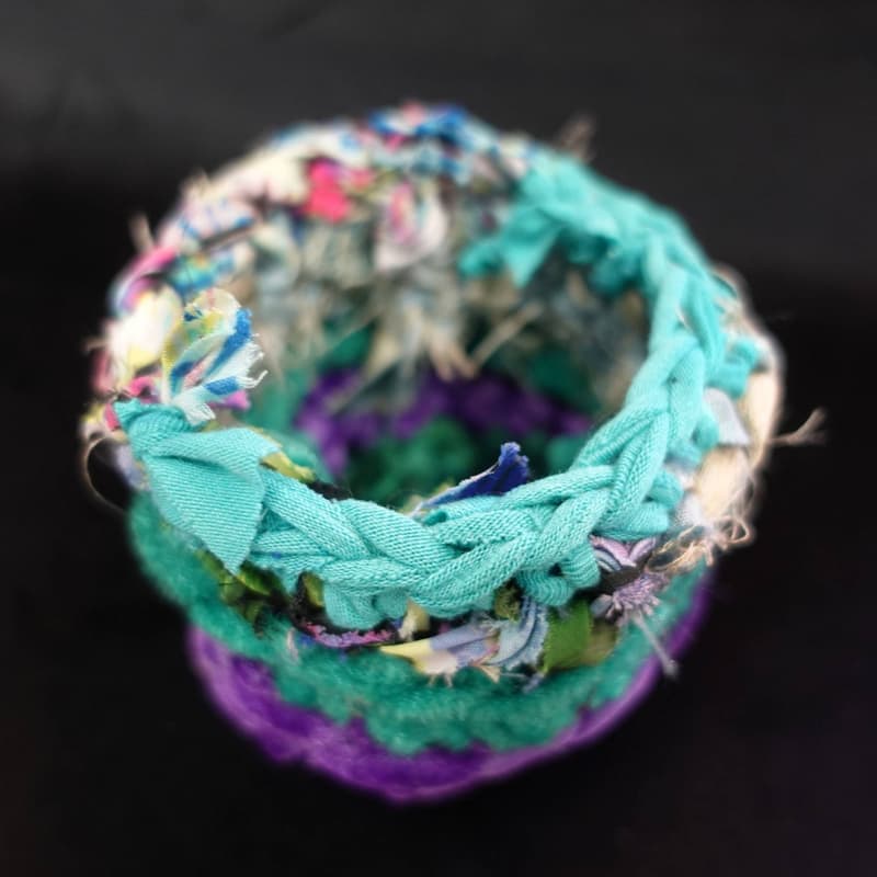 Cloth Holder
