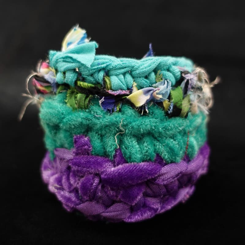 Cloth Holder - Image 2